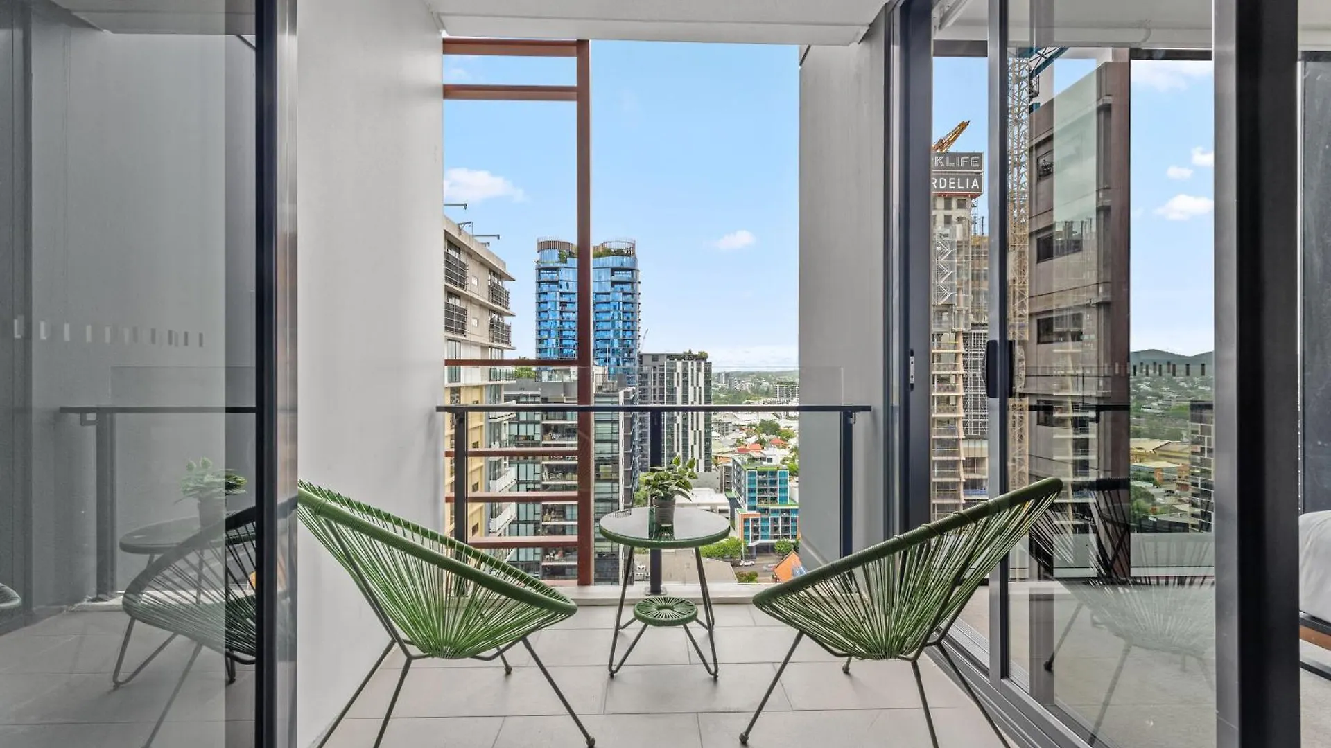Central South Bank Apt W Pool, Gym & Best Location Brisbane Apartment